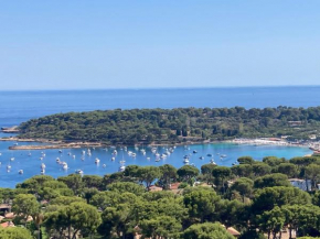Appartement climatisé face mer à Antibes, 3 couchages, parking, proche plages et commerces - FR-1-789-3